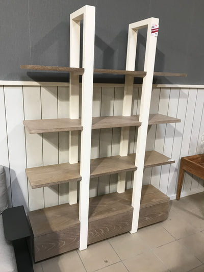 Etagère